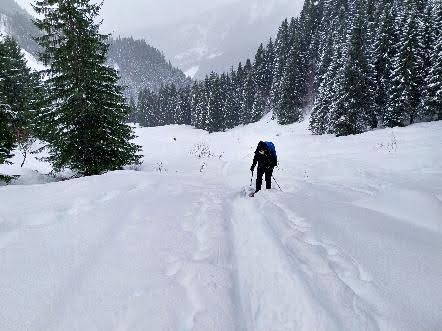 Sortie RANDO RAQUETTES avec nuit au REFUGE des TINDERETS : 13 et 14 janvier 2025